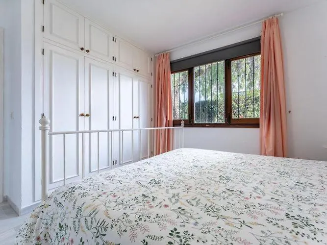 Faro'S Marbella Apartment - Monte Paraiso Malaga Spain
